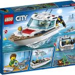 LEGO City,Yacht per Immersioni Subacquee, con Minifigure dei Sub, Creature Marine e Pescespada, Set per Bambini dai 5 Anni in su, 60221