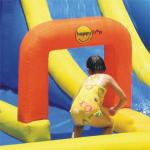 Il grande parco acquatico gonfiabile, Happy Hop