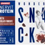 Enervit, Protein Snack cioccolato fondente, barrette energetiche con proteine del latte e fibre, con cioccolato fondente, senza glutine e olio di palma