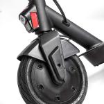 Ducati PRO-II, Elektroroller, 15 Kg, 350W Brushless Motor, Autonomie bis zu 25 Km, 10" schlauchlose Reifen, Max. Belastung 100 Kg