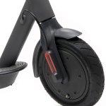 Ducati, Scooter électrique, modèle Pro 1 Evo, Moteur Brushless 350W, Autonomie de la batterie jusqu'à 25 Km., Roues à chambre à air 8.5 ", Bluetooth pour interagir avec l'APP dédiée